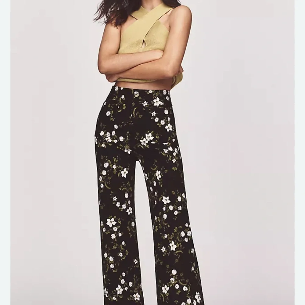 Maeve Black Floral Wide-Leg Cropped Trousers - Picture 7 of 7